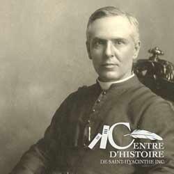 chanoine Pierre-Athanase St-Pierre