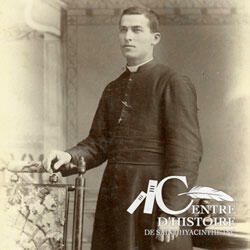 chanoine André Dubreuil