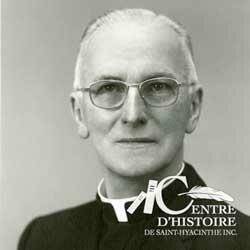 abbé Maurice Lecomte